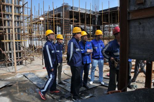 洗选煤运营公司安一项目部顺利完成皮带的安装及运转