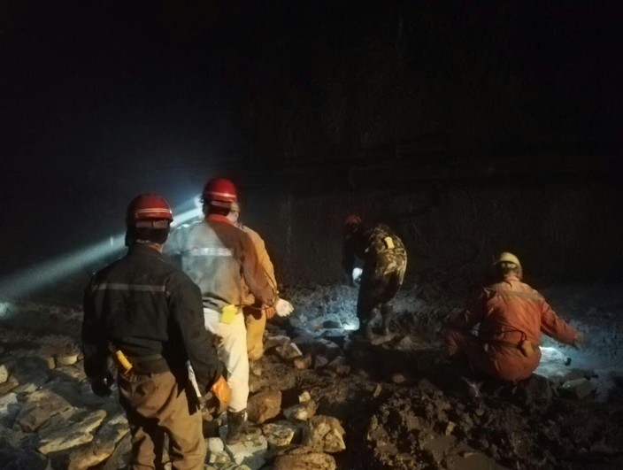 矿建三公司凝聚力量 践行讲话精神在行动