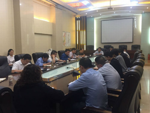 紧扣“双特百亿”目标，推进安全环保工作落实