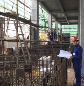 勤奋托追求   实干耀青春