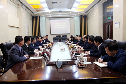 岭南园林股份有限公司副总裁刘勇一行莅临建设集团交流工作