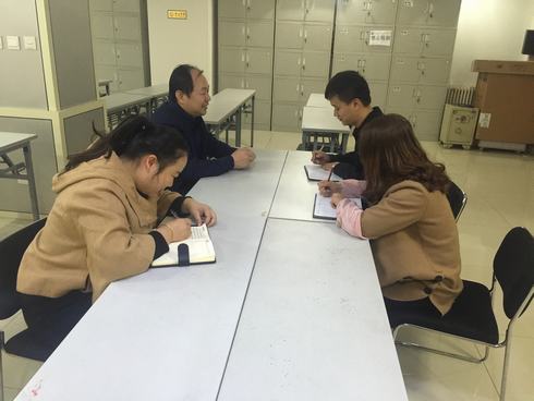 矿建二公司员工为企业发展献言献策热情高