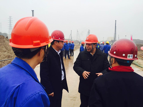 渭化集团董事长郭建功一行莅临天工公司渭化彬州30万吨煤制乙二醇项目工地检查指导工作