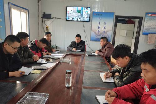 矿建二公司车村项目部双管齐下打造掘进铁军