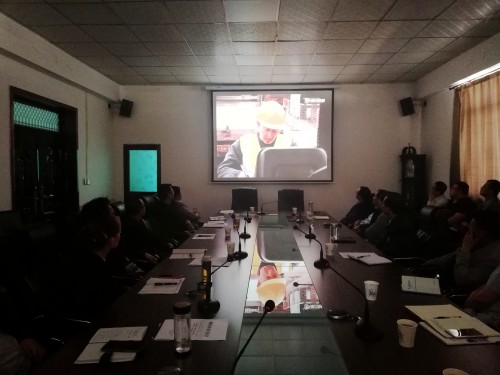 别样的安全生产例会