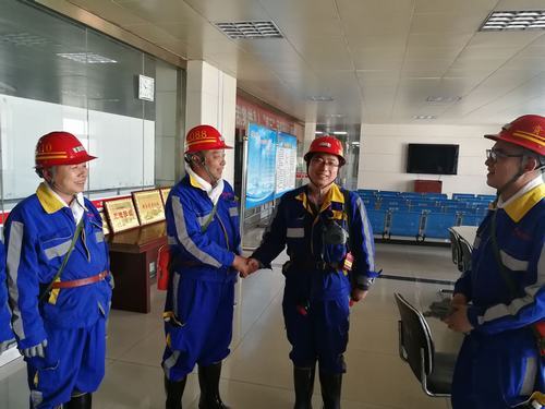 陕煤建设掘进公司：力邀柠条塔矿领导对北翼项目部在建工程进行指导