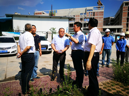 陕煤建设天工公司陕煤研究院工地迎来院士光顾