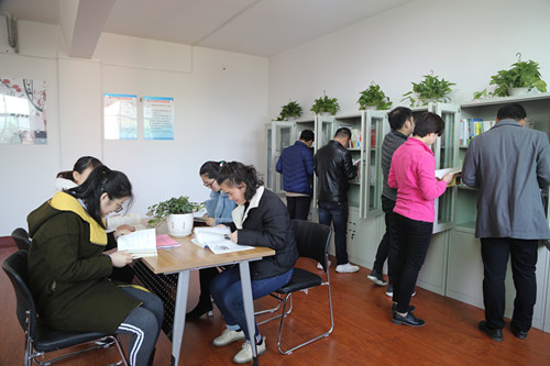陕煤建设机电安装公司:“书香+健体”联手共筑职工“温馨家园”