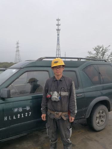 不忘初心建“铁军”  热血男儿展豪气