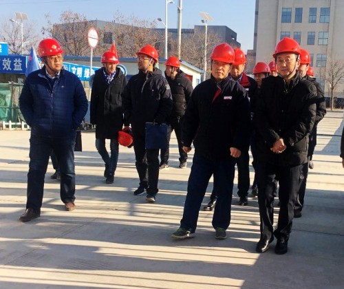 bcw8白菜网论坛基本建设管理部副经理杨忠绪一行莅临渭河彬州乙二醇项目生活区检查指导工作