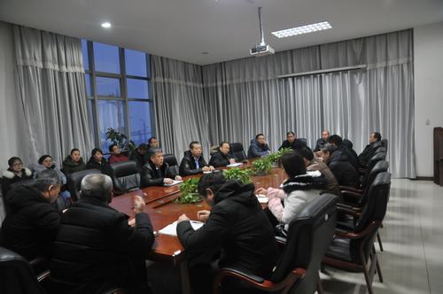 陕煤建设掘进公司：新年首个晨会收假收心鼓干劲