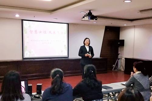 陕煤建设矿建二公司举办女职工读书分享会