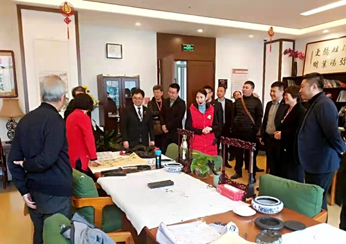 陕煤建设公司赴荣华控股康养项目考察交流