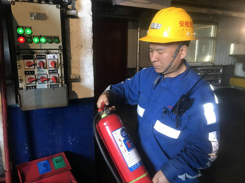 五一劳动节,致敬坚守岗位的他们!