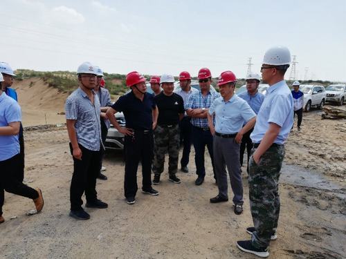 陕西铁路物流集团有限公司党委书记、执行董事、总经理赵国智一行莅临靖神铁路项目施工现场检查指导工作