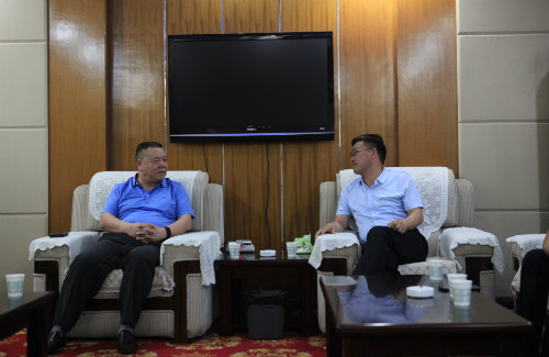 宁兴刚一行赴崔家沟煤矿进行项目对接