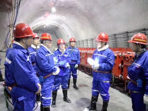 铜川耀州区煤矿企业负责人与陕煤建设矿建二公司冶坪项目部开展学习对标