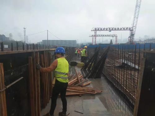 陕煤建设韩城分公司土建第六项目部过“紧日子”修旧利废成效显著