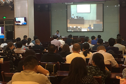 vsport体育举办法律专题培训