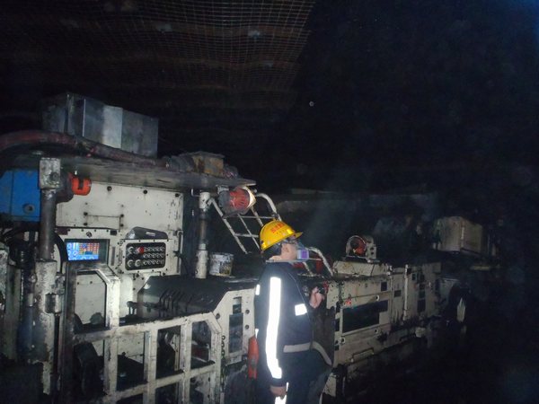 陕煤建设掘进公司：同比收入增长156% 10月份经营效益创历史新高