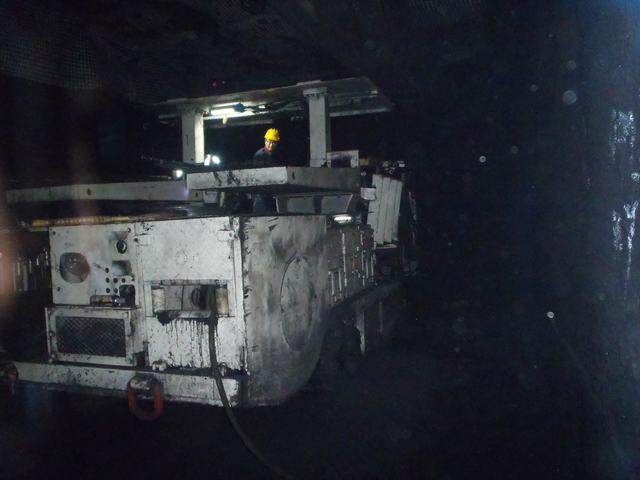 陕煤建设掘进公司:分头承包让“一机双巷”更加高效