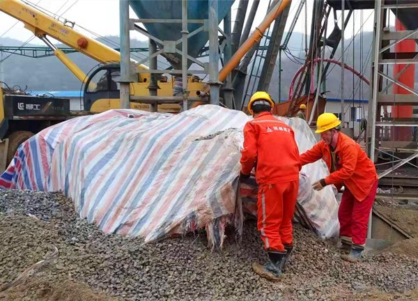 陕煤建设矿建三公司崔木项目部:冬季施工“不降温” 全力以赴推进项目建设