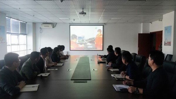 榆林公司“三把扳手”拧紧春节“廉洁阀”