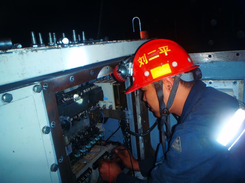 陕煤建设掘进公司：1207米！一机双巷掘进再创佳绩