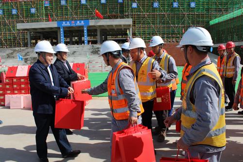 【领导慰问】— 10月1日
