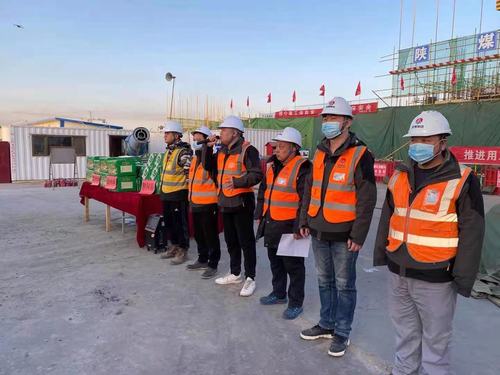 陕煤建设铜煤公司第十六项目部春节慰问过新年,浓浓关爱暖人心