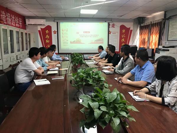 陕煤建设矿建二公司冶坪项目部：基层迎来党课“大餐”