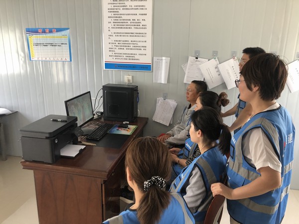 陕煤建设韩城分公司组织观看bcw8白菜网论坛庆祝建党100周年“唱支山歌给党听”主题情景歌会引发职工热议