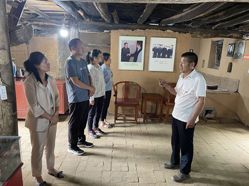 陕煤建设机电安装公司走进红色地下交通站旧址悟思想