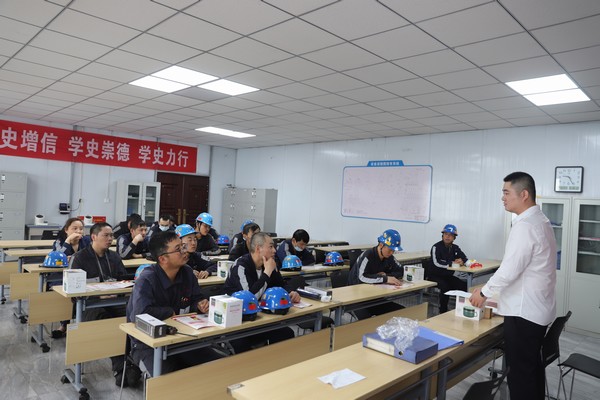 陕煤建设洗选煤运营公司第三项目部：“三部曲”奏响“迎十一·保安全”交响乐