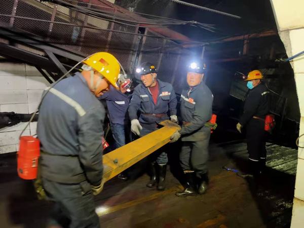 陕煤建设韩城分公司安装四项目部“双速驱动”晒出好成绩