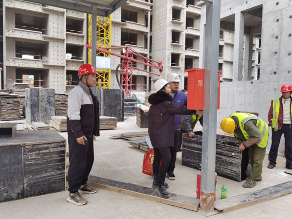 陕煤建设澄合分公司上下联动力保冬季施工安全