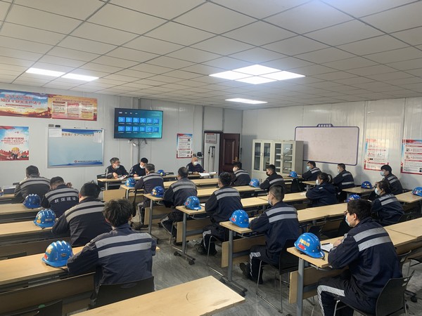 陕煤建设洗选煤运营公司红柳林洗煤厂项目部：安全走前排 盛产谱新篇