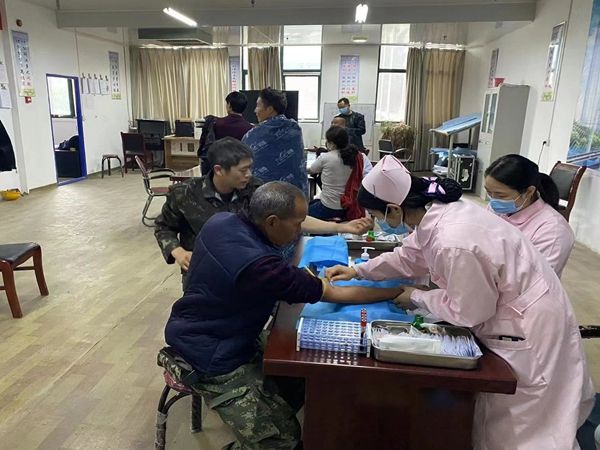 陕煤建设天工公司龙湾水境项目部为劳务工友办实事“花”样多