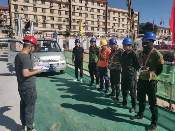 陕煤建设韩城分公司土建六项目部:战高温 斗酷暑 建设项目不停步