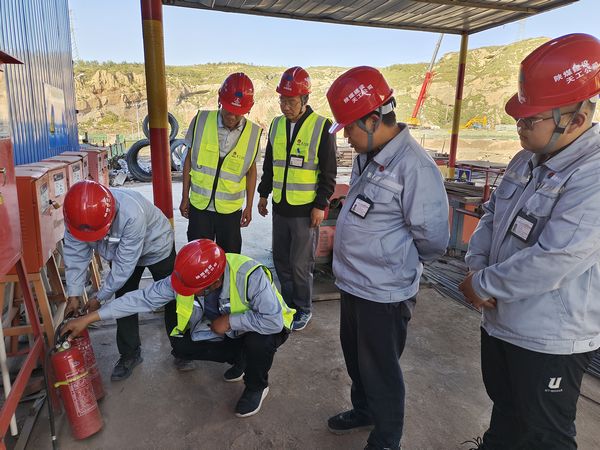 陕煤建设天工公司土建十部扎实开展“强管理  查隐患 遏事故 保安全”活动