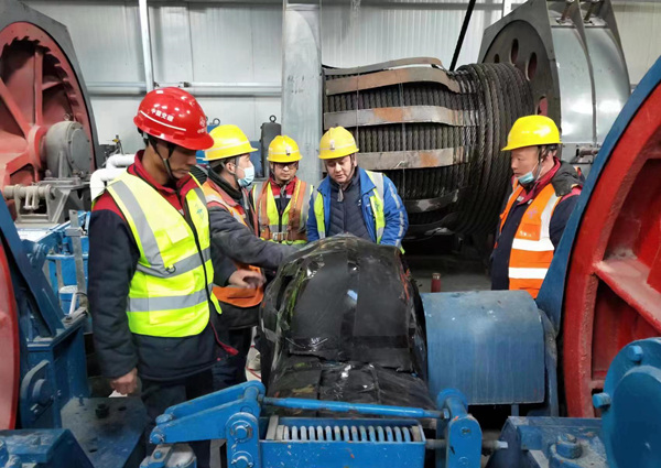 陕煤建设矿建三公司:双管齐下,筑牢年终安全生产防线