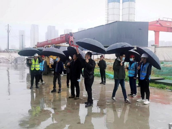 中电科西北公司董事孙亭一行莅临陕煤建设渭南分公司北斗星基建设项目检查指导工作