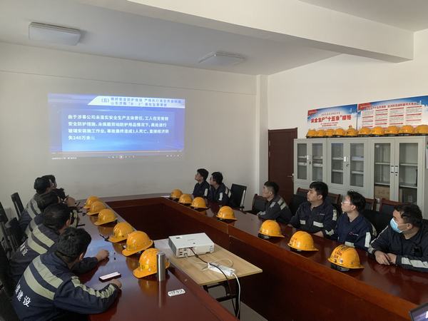 陕煤建设洗选煤运营公司神渭首端运营项目部:培训标准化,做好新员工“指向灯”