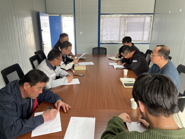 陕煤建设天工公司新疆第一项目部:靶心向内挖潜力,开足马力搞建设