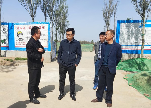 陕西彬长文家坡矿业有限公司董事长、总经理徐景果莅临陕煤建设路桥分公司彬长项目部检查
