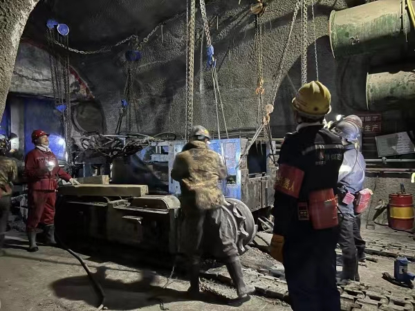 陕煤建设矿建三公司：紧盯安全小细节 构筑班组“大安全”