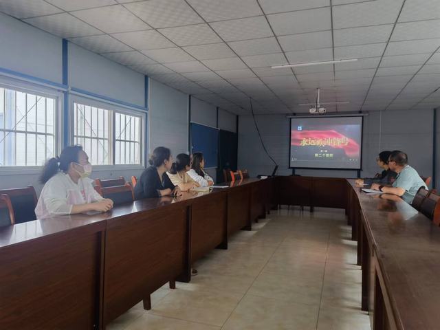 陕煤建设韩城分公司土建一项目部 把“廉洁”之墙立稳  把“歪邪”之风挡住