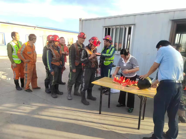 陕煤建设机电安装公司：“花式”助平安，巾帼在行动