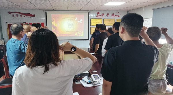 陕煤建设汉中分公司第五项目部：“软硬”兼施防火灾，夏季安全记心间