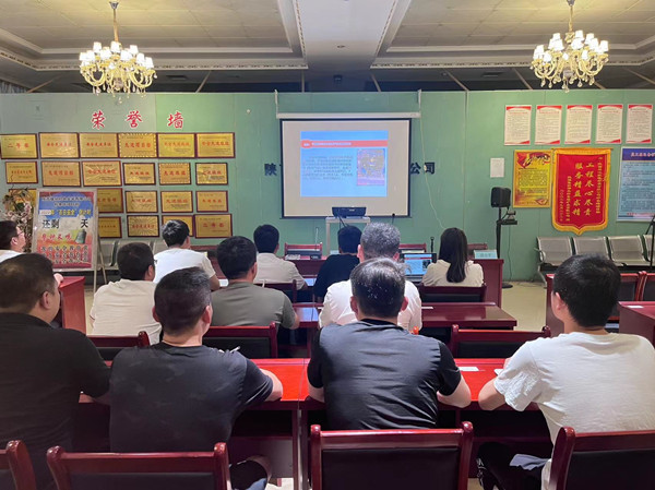 陕煤建设机电安装公司柠条塔项目部：两到位上紧“易燃易爆”安全发条